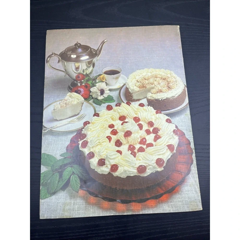Wonderful Ways to Prepare Cheesecakes Jo Ann Shirley Vintage Cookbook